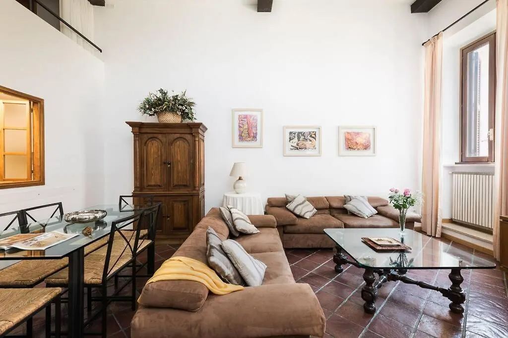 Idyllia -Teatro Pompeo Apartment Rome 0*,